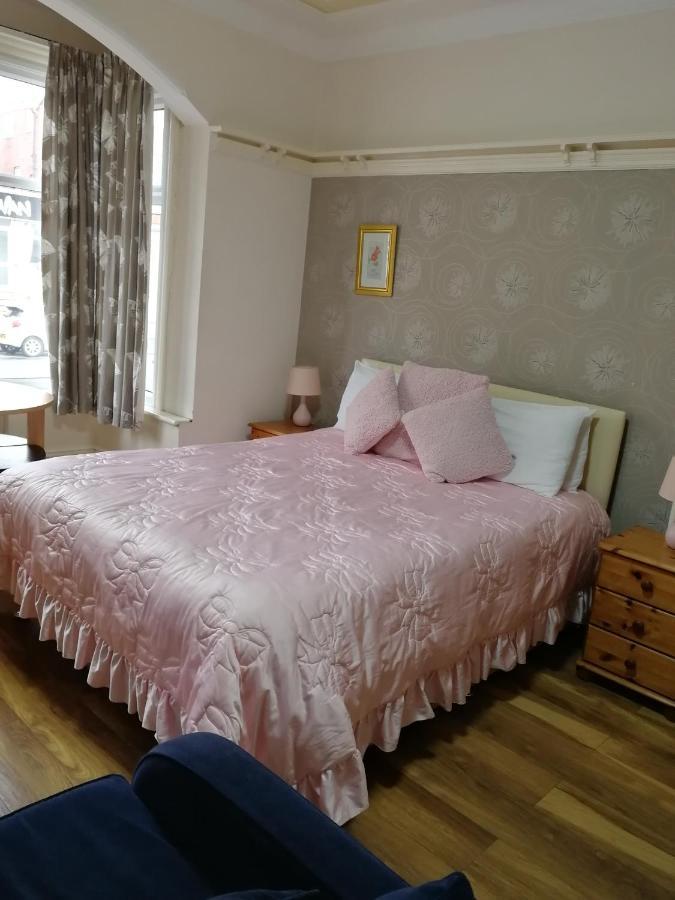 San Remo Apartments Blackpool Bagian luar foto