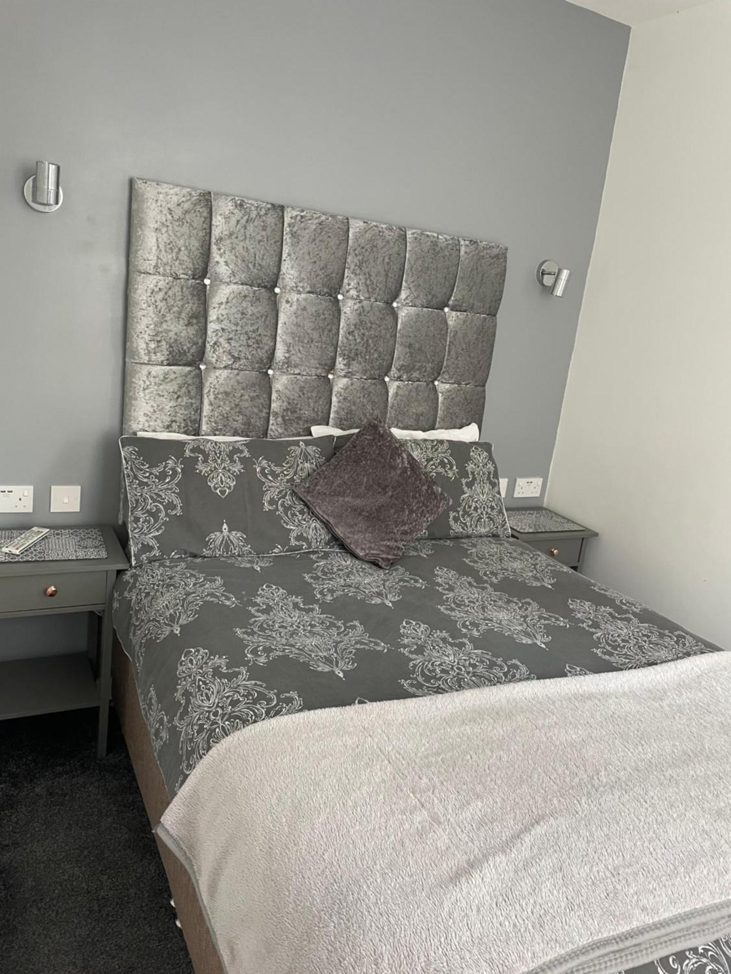 San Remo Apartments Blackpool Bagian luar foto