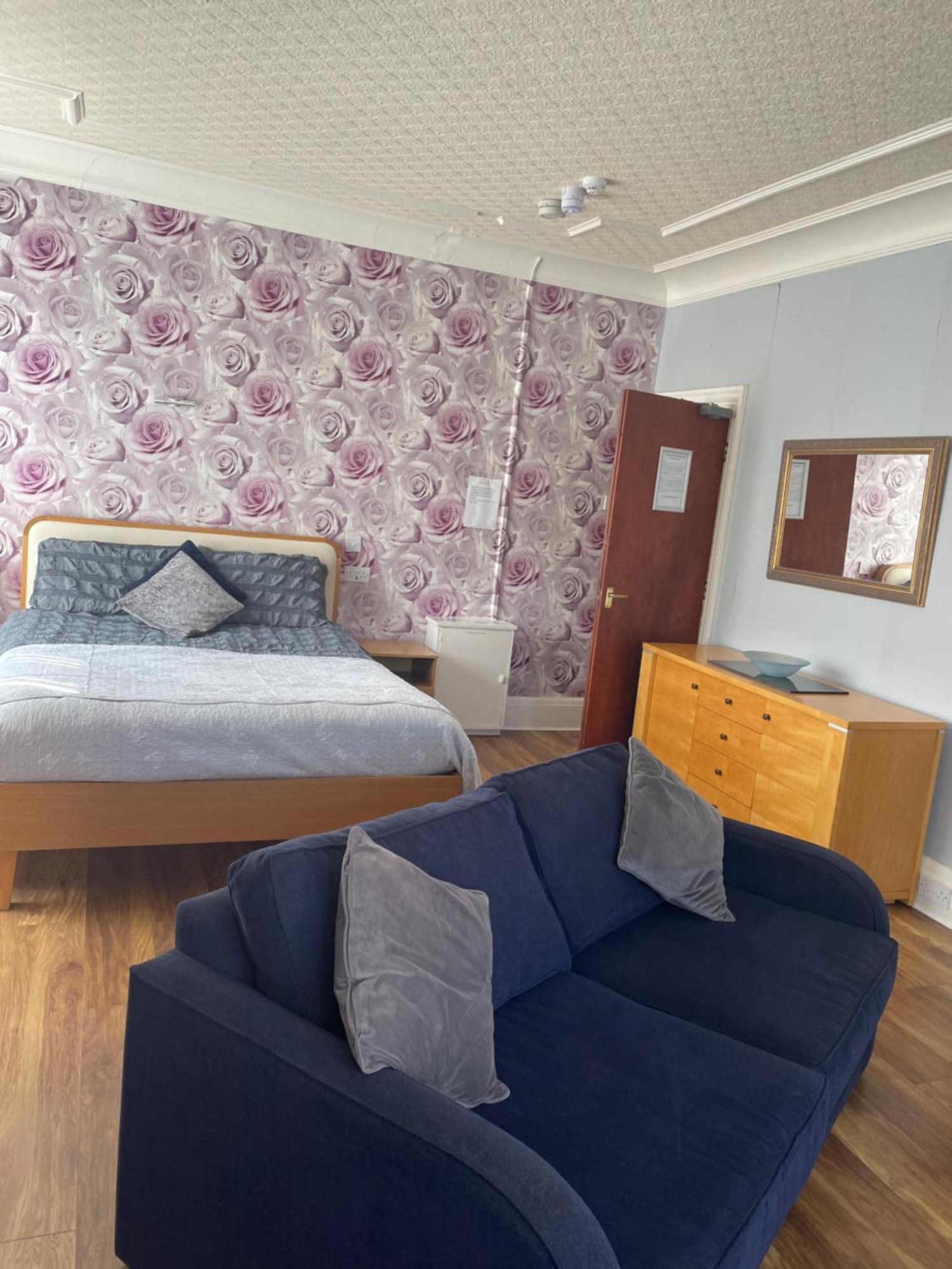 San Remo Apartments Blackpool Bagian luar foto