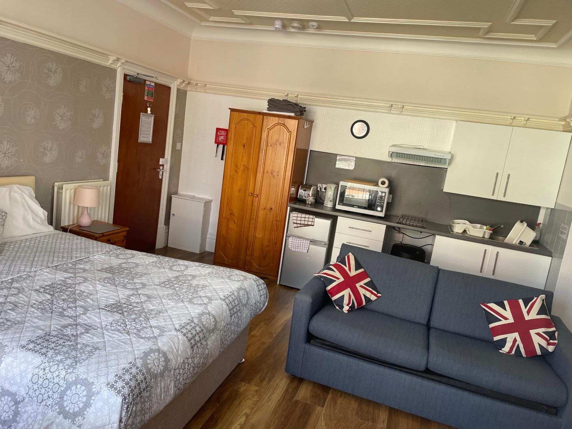 San Remo Apartments Blackpool Bagian luar foto