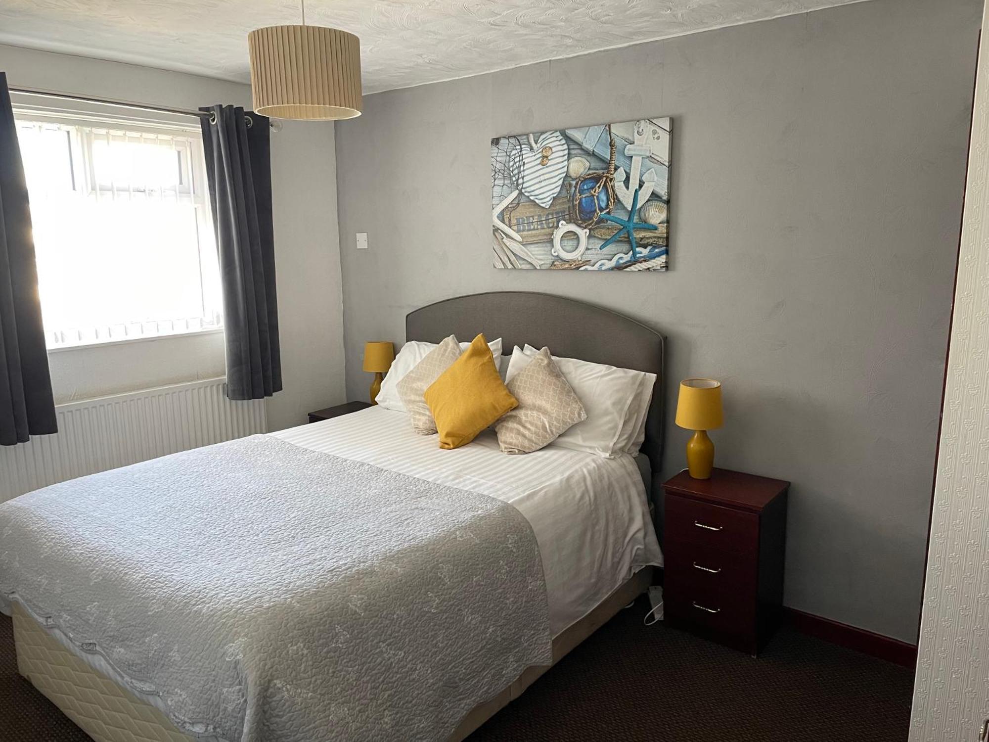San Remo Apartments Blackpool Bagian luar foto